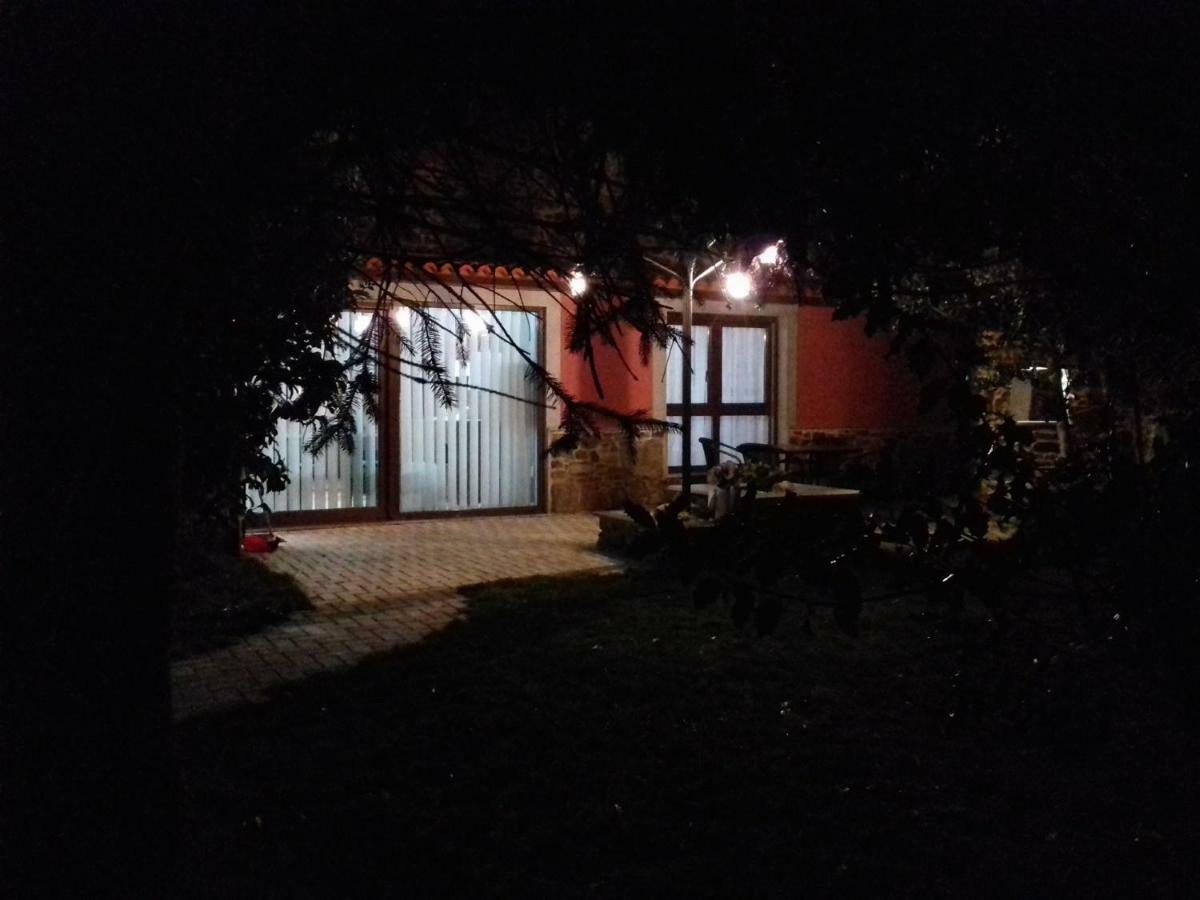 Casa Mara-pidre Holiday home *